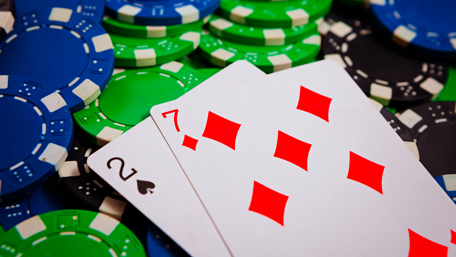 Лоуболл покер