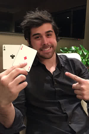 анализ рук в игре в покер
