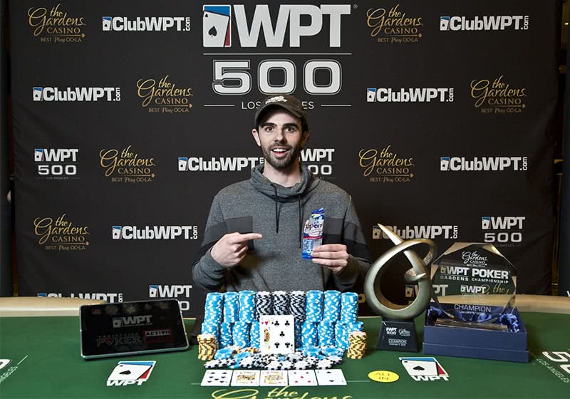 Пол Гриффин празднует победу на турнире WPT500