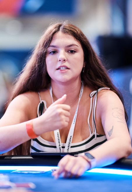 Александра Ловлесс