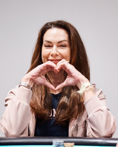 Ева Словикова