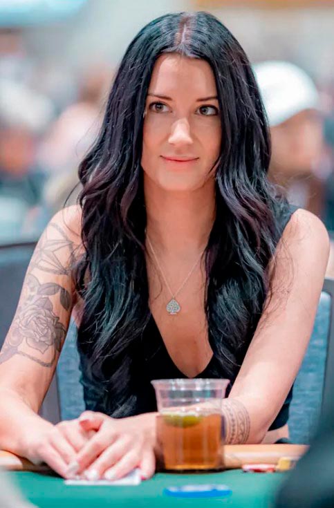 Хейли Ханна