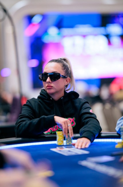 Яна Блинова