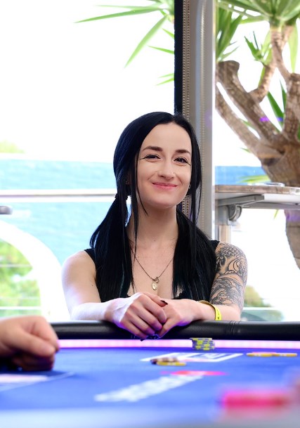 Меган Коллинс