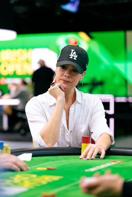 Тиффани Мишель